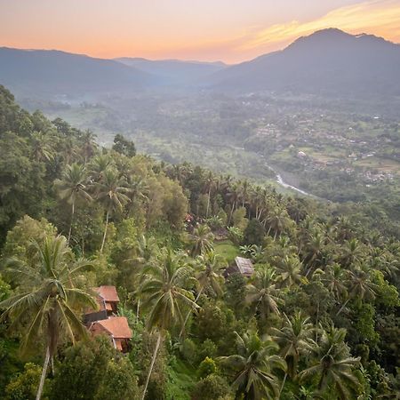 Cemara Green Hill By Samhita Bali Silebeng Экстерьер фото